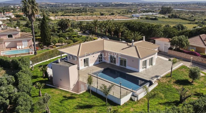 Image No.3-3 Bed Villa for sale