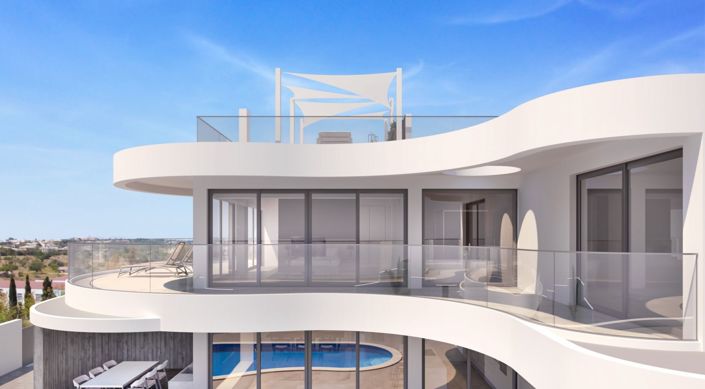 Image No.10-4 Bed Villa for sale