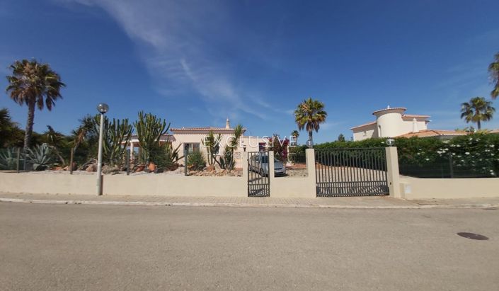 Image No.29-4 Bed Villa for sale