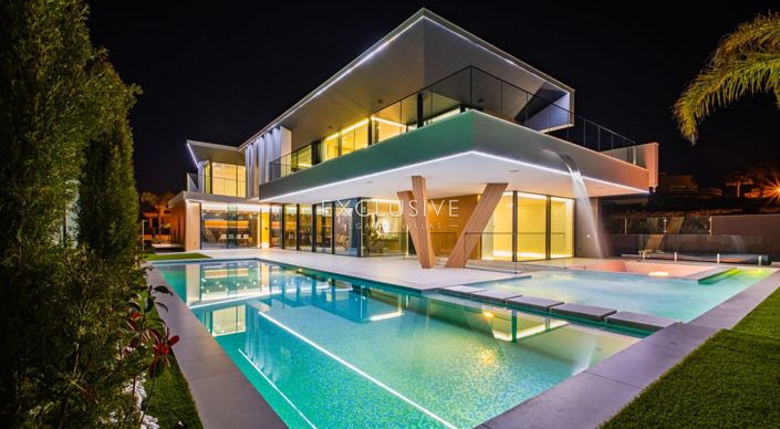 Image No.1-5 Bed Villa for sale