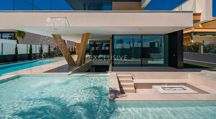 Image No.18-5 Bed Villa for sale