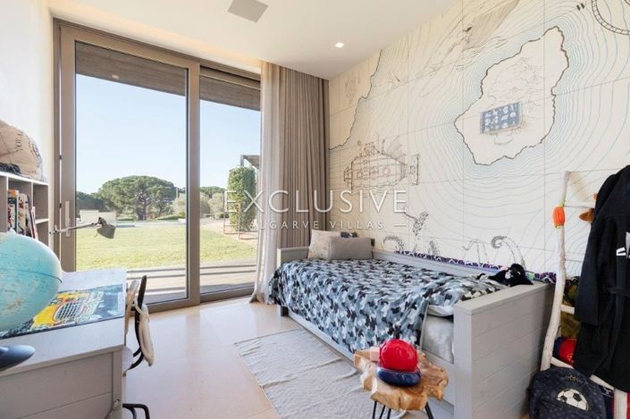 Image No.7-7 Bed Villa for sale