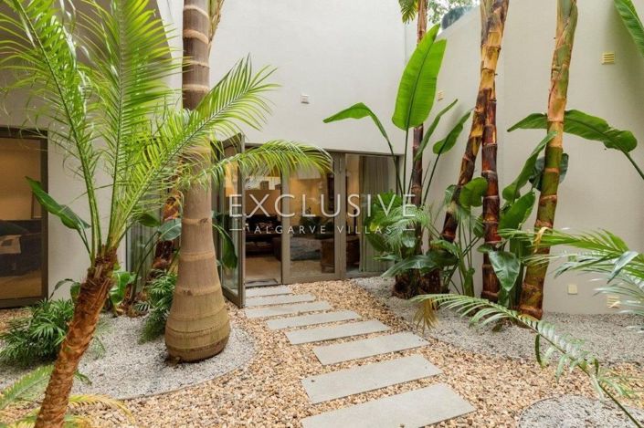 Image No.14-3 Bed Villa for sale