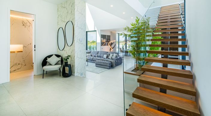 Image No.12-4 Bed Villa for sale