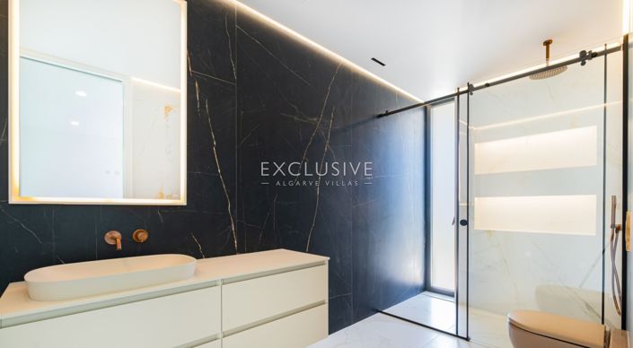 Image No.16-4 Bed Villa for sale