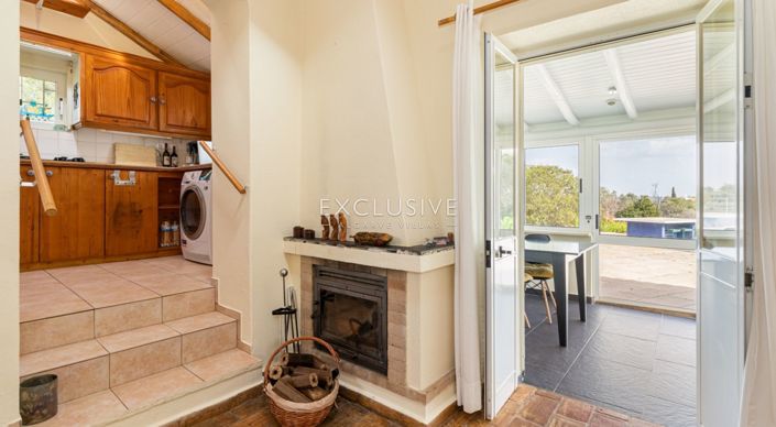 Image No.10-1 Bed Villa for sale