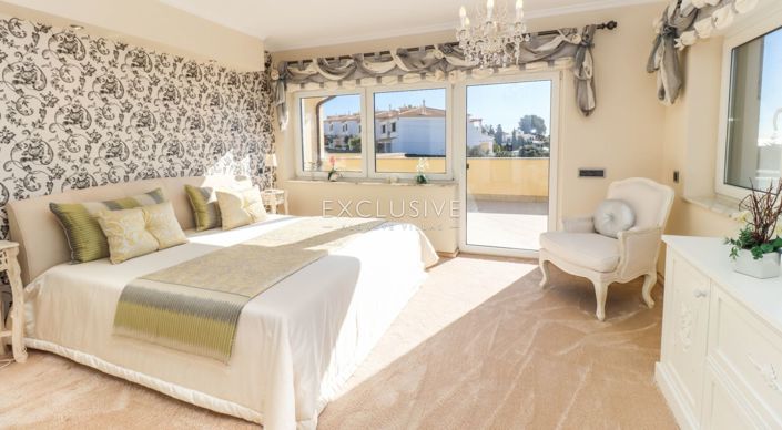 Image No.14-4 Bed Villa for sale