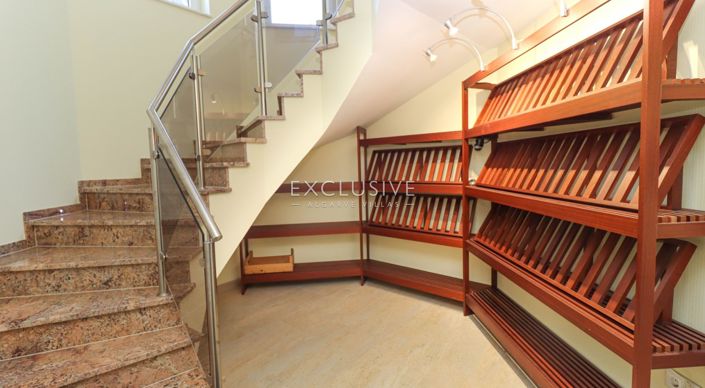 Image No.26-4 Bed Villa for sale