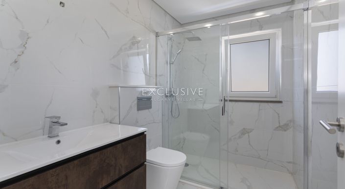 Image No.14-4 Bed Villa for sale