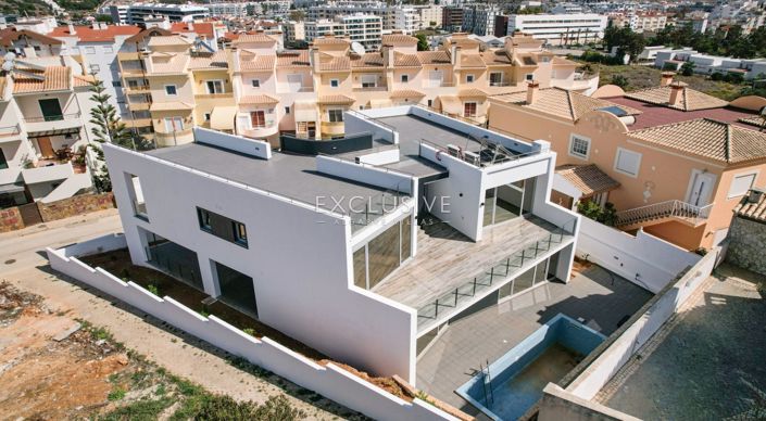 Image No.29-4 Bed Villa for sale