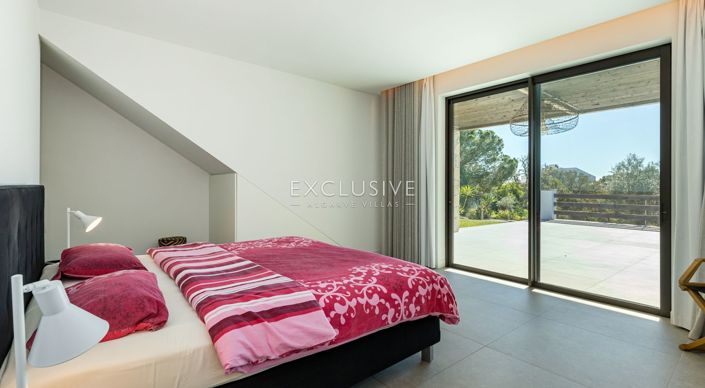 Image No.18-4 Bed Villa for sale