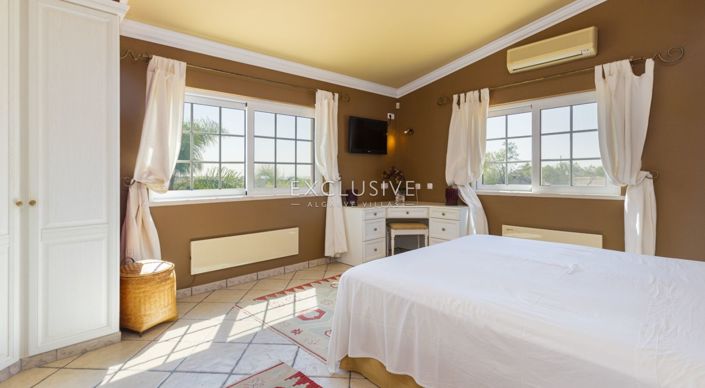 Image No.16-4 Bed Villa for sale