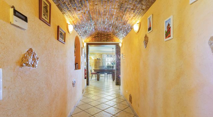 Image No.25-4 Bed Villa for sale