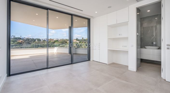 Image No.16-4 Bed Villa for sale