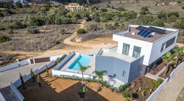 Image No.29-4 Bed Villa for sale