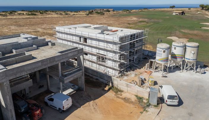 Image No.10-4 Bed Villa for sale