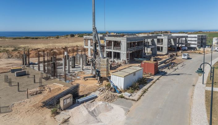 Image No.12-4 Bed Villa for sale