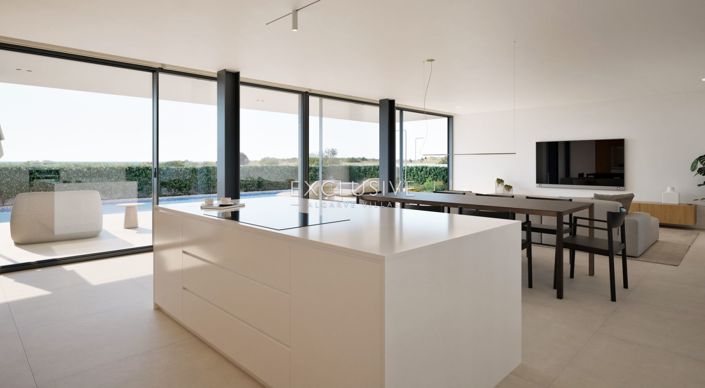 Image No.7-4 Bed Villa for sale