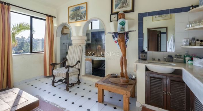 Image No.21-3 Bed Villa for sale