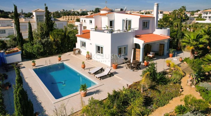 Image No.1-3 Bed Villa for sale
