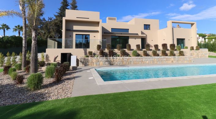 Image No.29-4 Bed Villa for sale