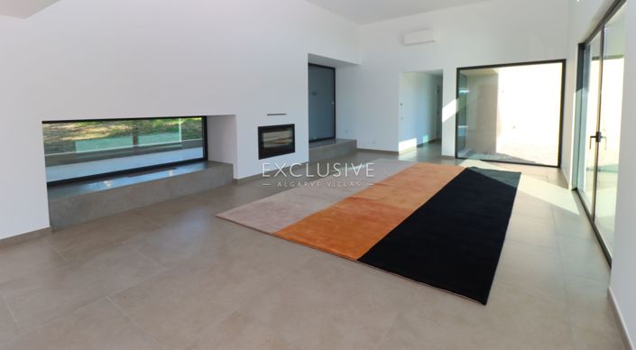 Image No.5-4 Bed Villa for sale