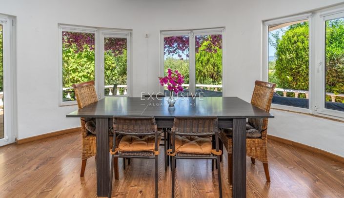 Image No.2-3 Bed Villa for sale