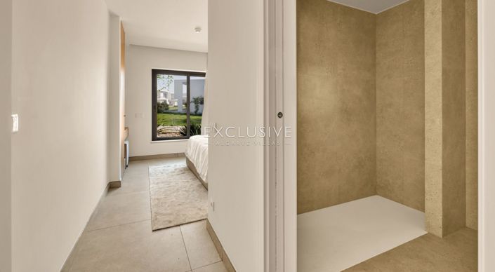 Image No.22-3 Bed Apartment for sale