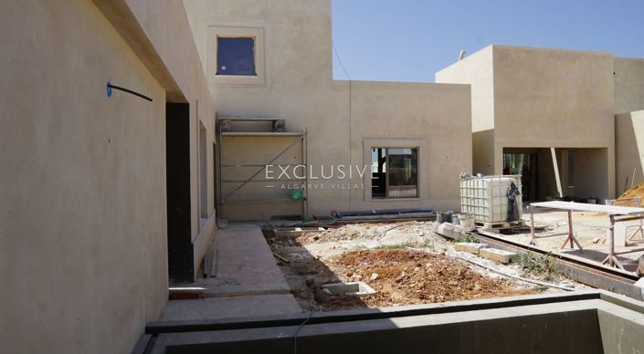 Image No.17-5 Bed Villa for sale