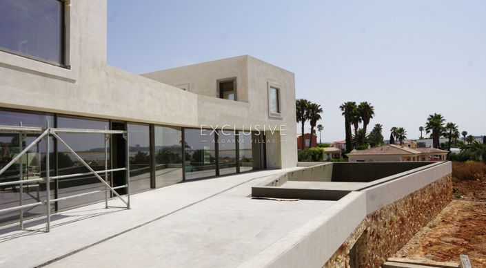 Image No.22-5 Bed Villa for sale