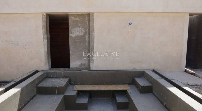 Image No.23-5 Bed Villa for sale