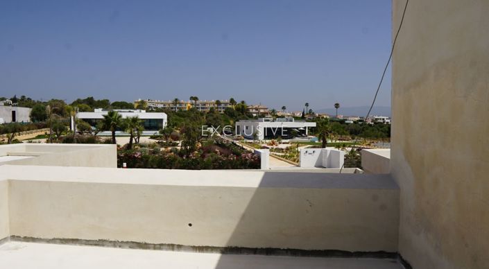 Image No.26-5 Bed Villa for sale