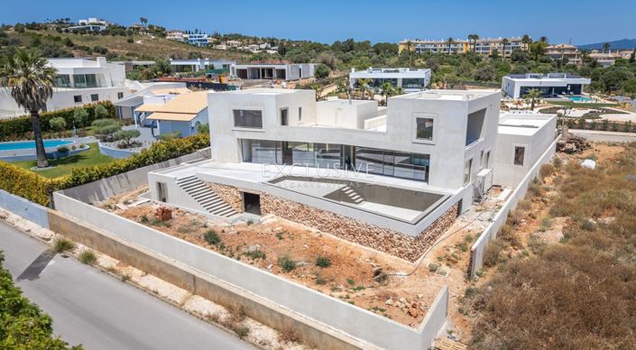 Image No.5-5 Bed Villa for sale