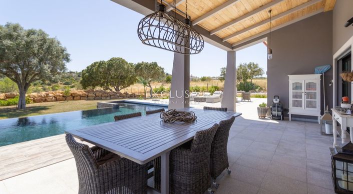 Image No.11-3 Bed Villa for sale