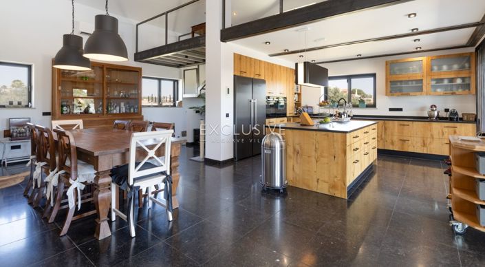 Image No.27-3 Bed Villa for sale