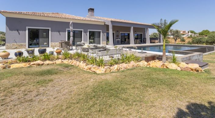 Image No.30-3 Bed Villa for sale