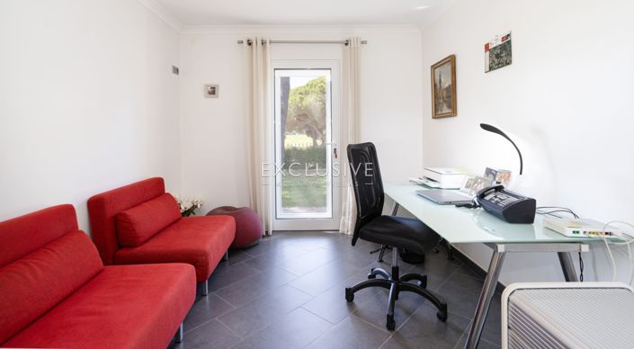 Image No.7-3 Bed Villa for sale