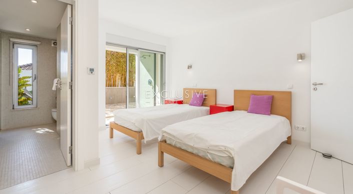 Image No.11-6 Bed Villa for sale