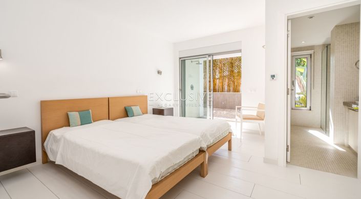 Image No.12-6 Bed Villa for sale