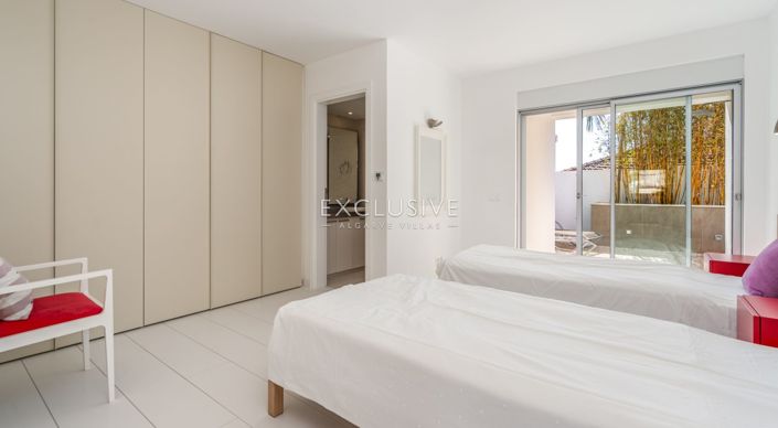 Image No.13-6 Bed Villa for sale