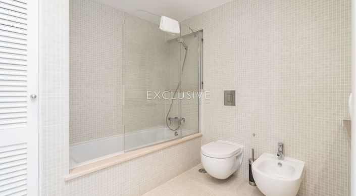 Image No.25-6 Bed Villa for sale