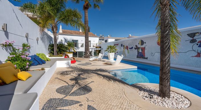 Image No.3-6 Bed Villa for sale