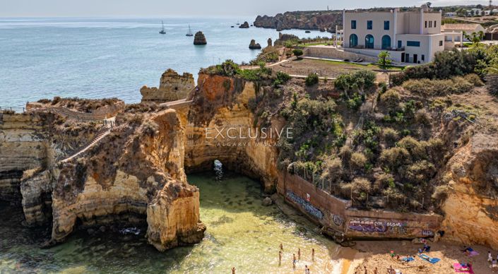 Image No.6-Villa de 8 chambres à vendre à Lagos