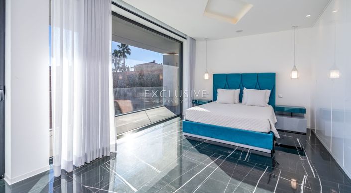 Image No.13-5 Bed Villa for sale