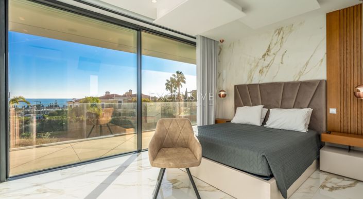 Image No.15-5 Bed Villa for sale