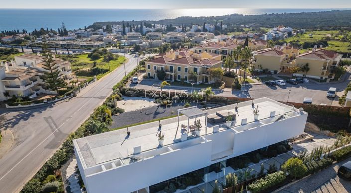 Image No.2-5 Bed Villa for sale