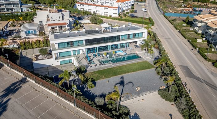 Image No.3-5 Bed Villa for sale