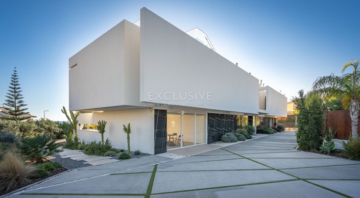 Image No.4-5 Bed Villa for sale