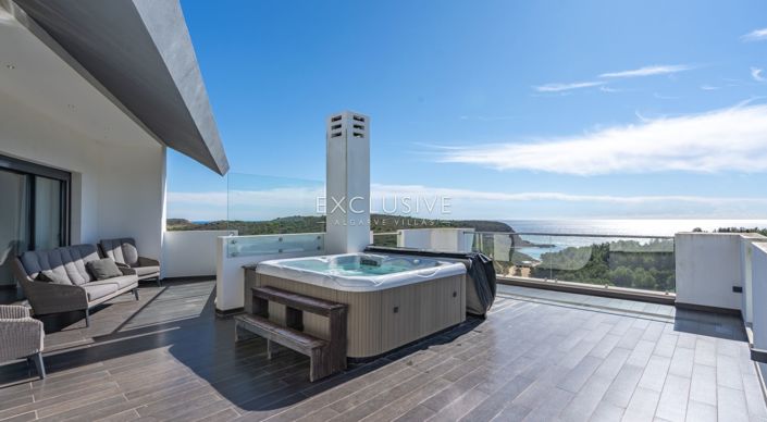 Image No.11-5 Bed Villa for sale