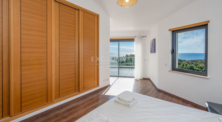 Image No.12-5 Bed Villa for sale